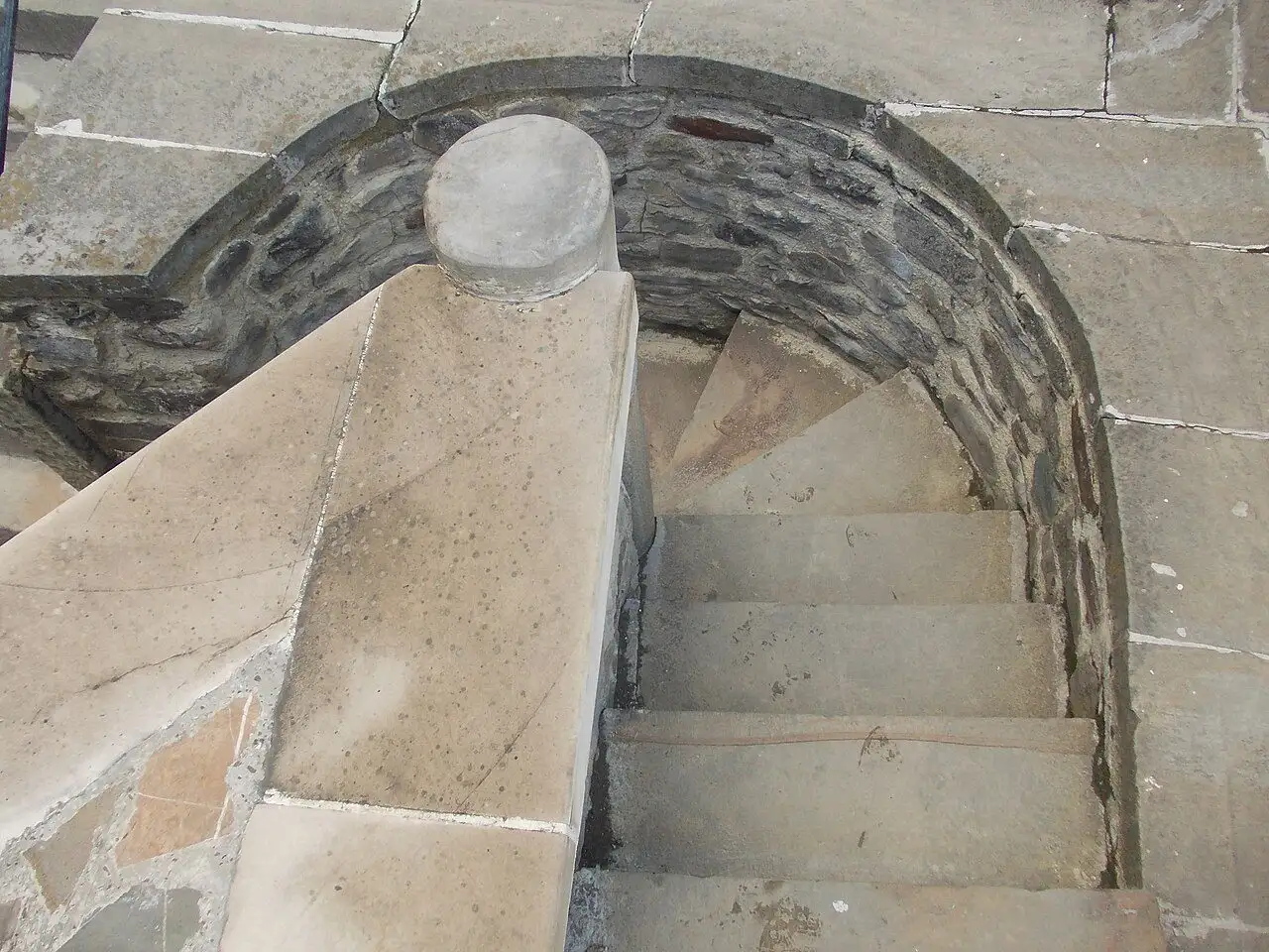Scări