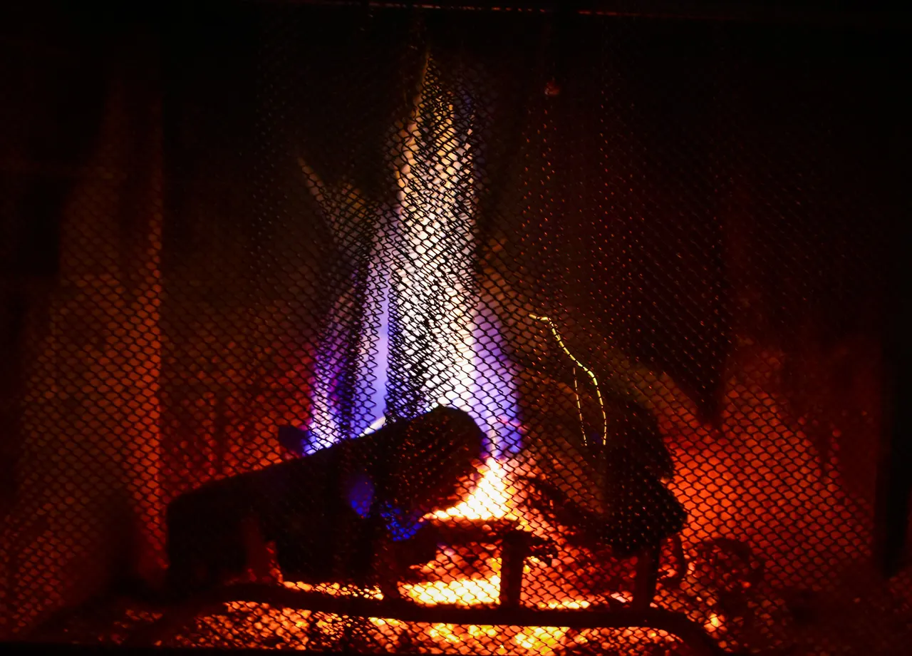 Flacără